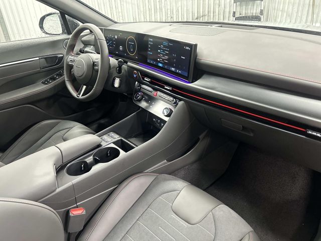 2025 Hyundai Sonata - Image 27