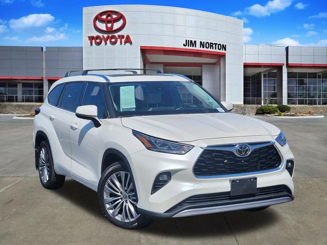  2021 Toyota Highlander Platinum AWD   