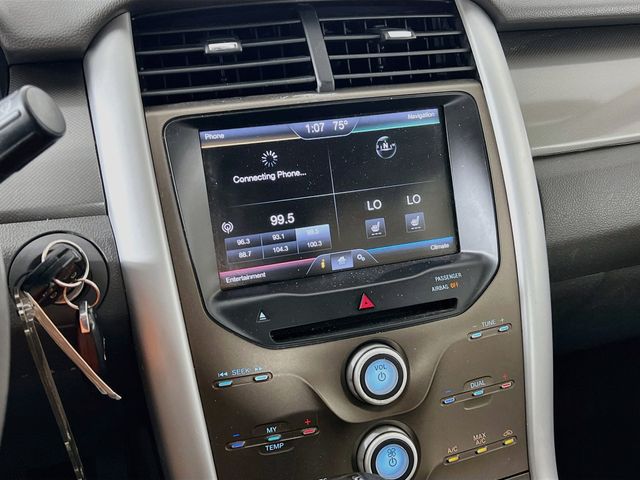 Used 2014 White Ford SEL image 16