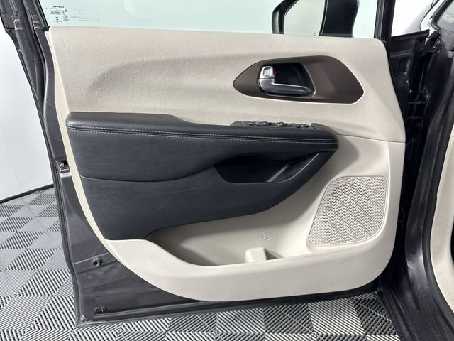 Used 2020 Chrysler Voyager For Sale in Indianapolis, IN
