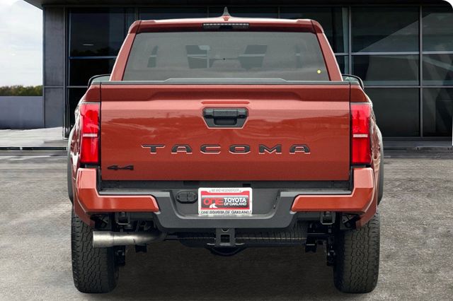 2025 Toyota Tacoma TRD Off-Road Double Cab photo 4