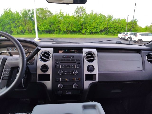 Used 2014 Black Ford XLT image 18