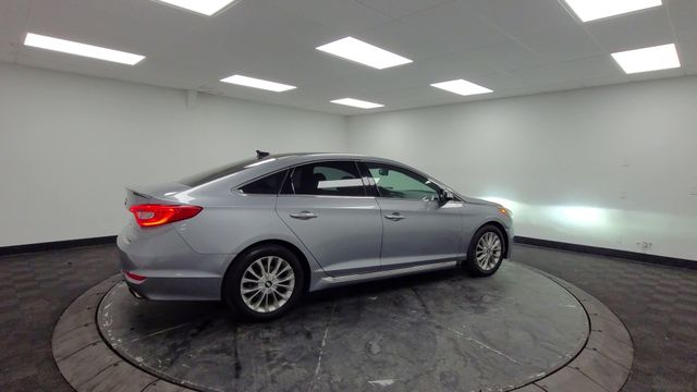 2015 – Hyundai – Sonata