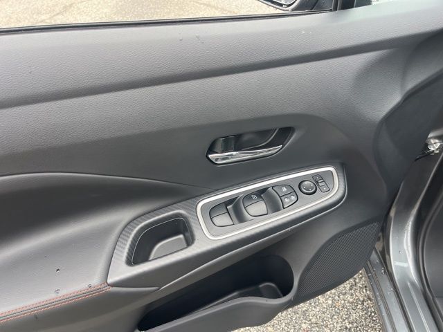 New 2025 Gray Nissan 1.6 SR image 6