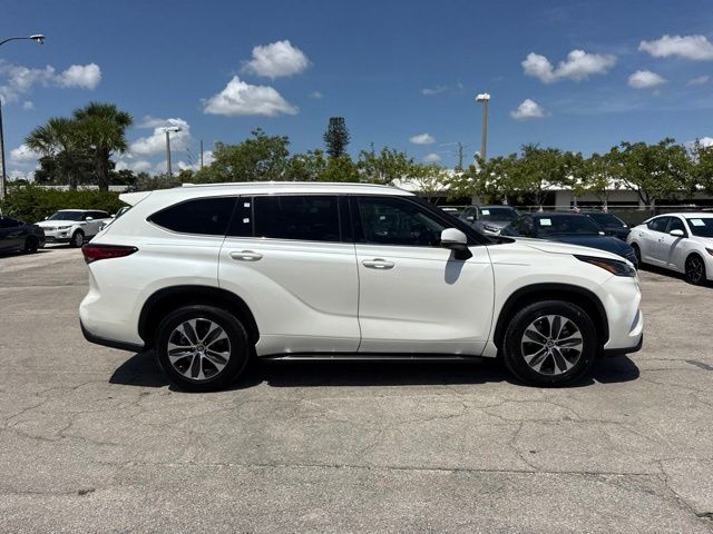2021 Toyota Highlander - $30,088