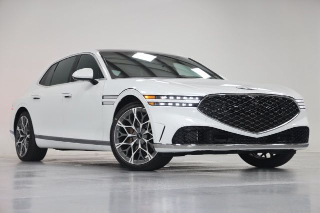Uyuni White 2026 Genesis G90 Sedan All-Wheel Drive 8-Speed Automatic