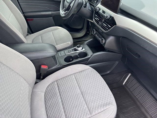 2021 Ford Escape Hybrid SE photo