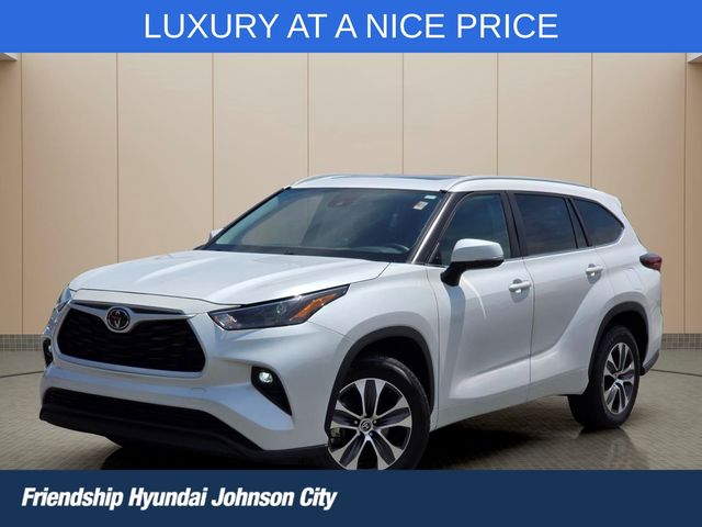 Pearl 2024 Toyota Highlander SUV / Crossover Front-Wheel Drive 8-Speed Automatic