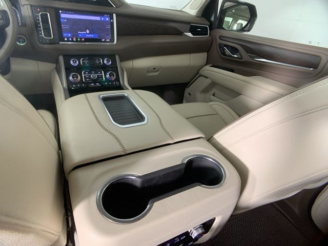 2021 GMC Yukon Denali 28