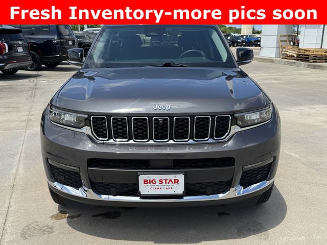 2023 Jeep Grand Cherokee L Limited Gray at Community Kia