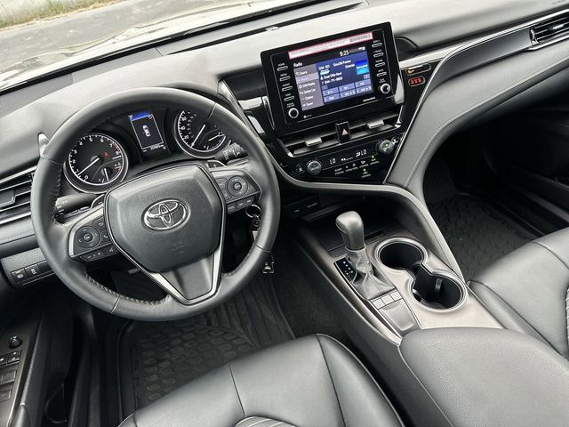 2024 Toyota Camry SE 14