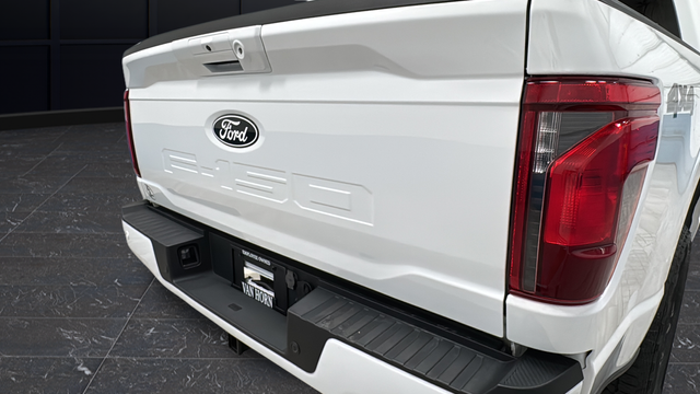 Used 2024 Oxford White Ford XLT image 38