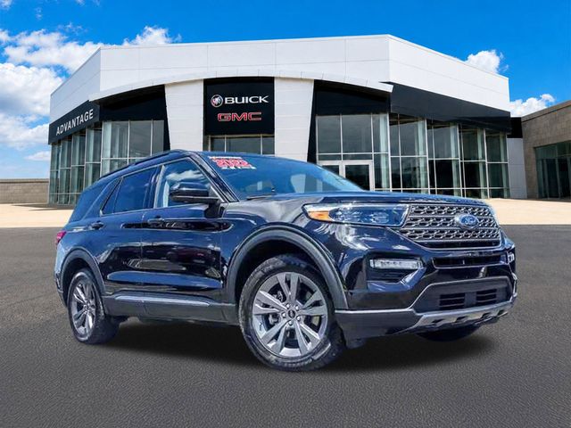 Black Metallic 2022 Ford Explorer SUV / Crossover All-Wheel Drive Automatic