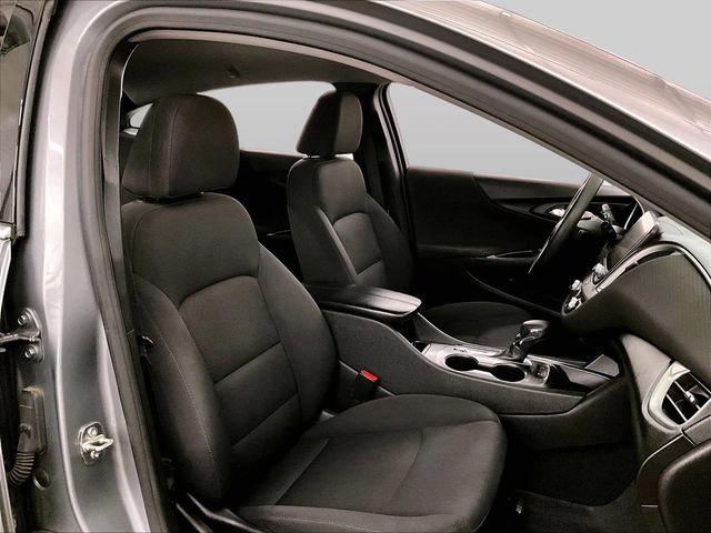 2024 Chevrolet Malibu LT - 8