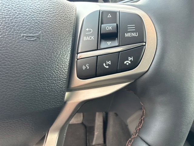 2025 Ford Explorer Active:B02485