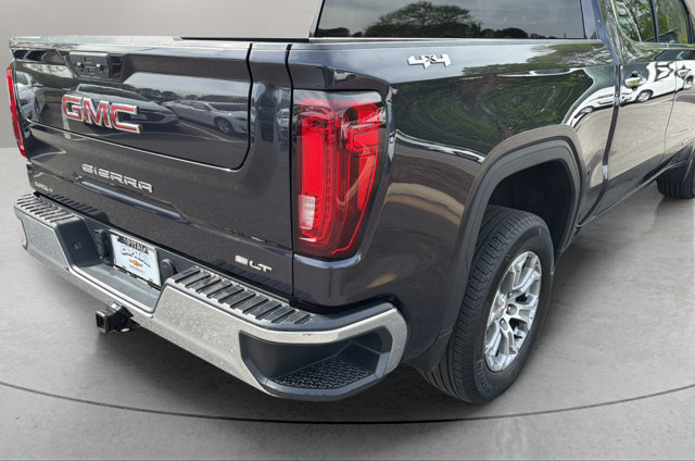 Used 2025 Silver GMC SLT image 34