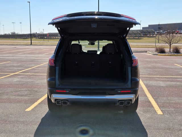 2025 GMC Acadia AWD Denali