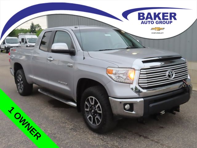 2017 Toyota Tundra Gris (Magnetic Gray Metallic) Camioneta Todo terreno 6 velocidades Automática marcha alta