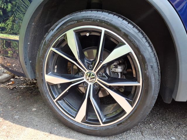 2024 Volkswagen Tiguan - Image 8