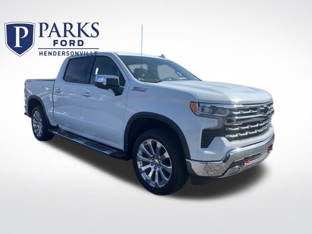 2022 Chevrolet Silverado 1500 LTZ Crew Cab 4WD