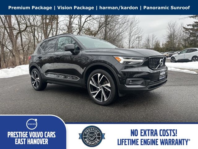 2019 Volvo XC40 T5 R-Design AWD