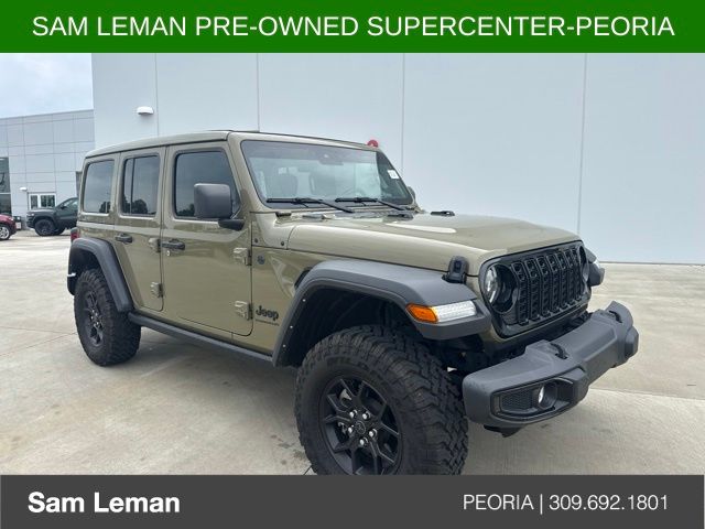 41 2025 Jeep Wrangler SUV / Crossover Four-Wheel Drive 8-Speed Automatic
