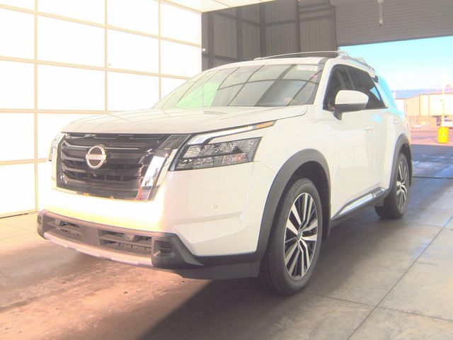Used 2025 Nissan Pathfinder SUV
