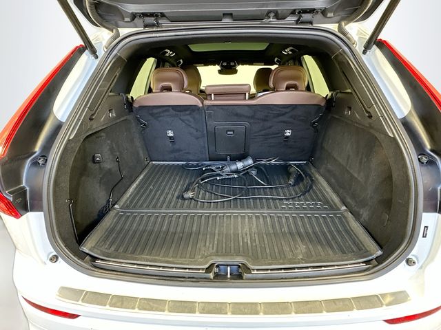 Thumbnail: 2023 Volvo XC60 - 27