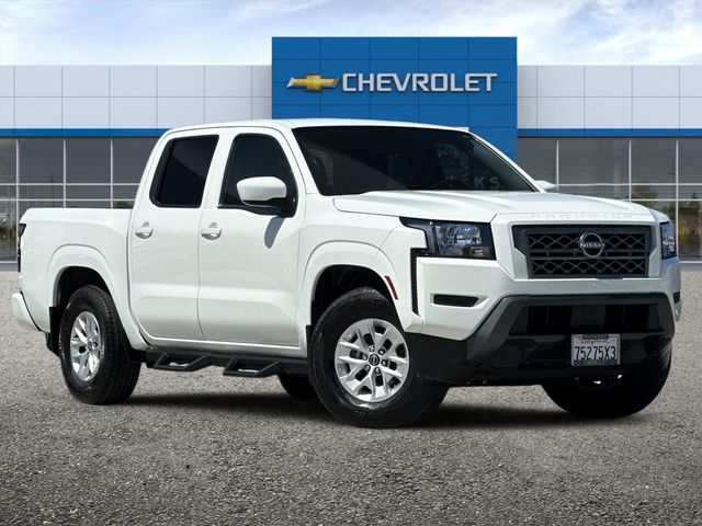 2024 Nissan Frontier SV 2