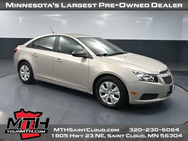 2014 Chevrolet Cruze LS Sedan FWD    