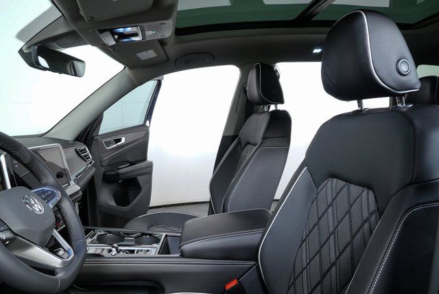 new 2026 Volkswagen Atlas car, priced at $58,293