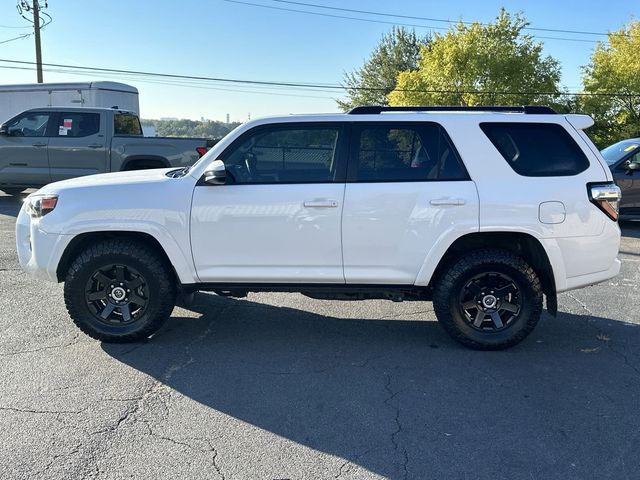 2022 Toyota 4Runner Trail 2