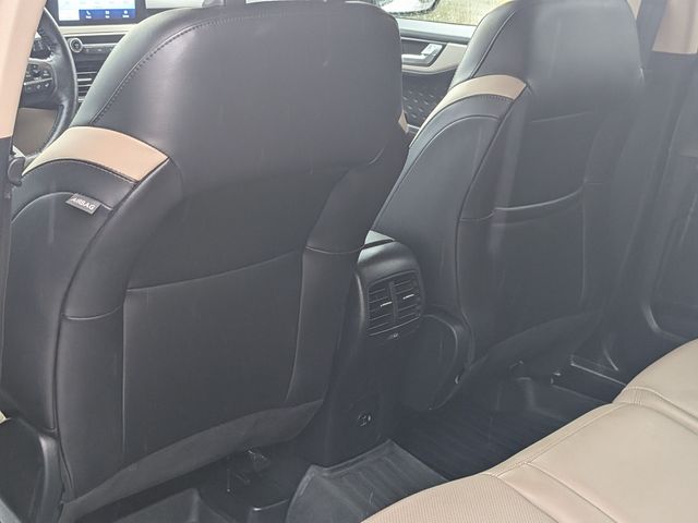 2020 Ford Escape - Image 26