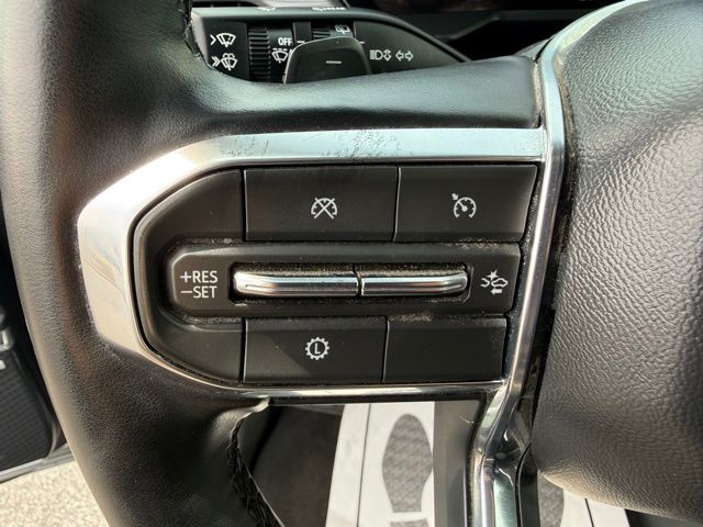 used 2025 GMC Acadia car, priced at $35,182