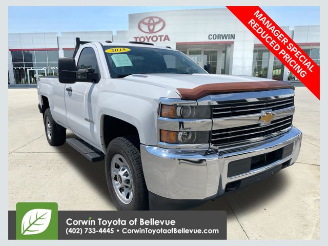 Summit White 2015 Chevrolet Silverado 3500HD Pickup Truck Four-Wheel Drive 6-Speed Automatic