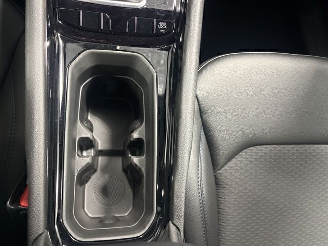 New 2026 Blue Jeep Latitude image 16