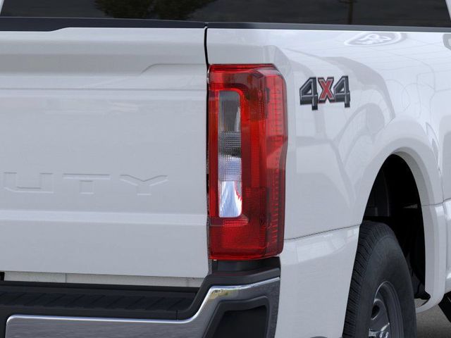 New 2026 Oxford White Ford F-250® XL image 21