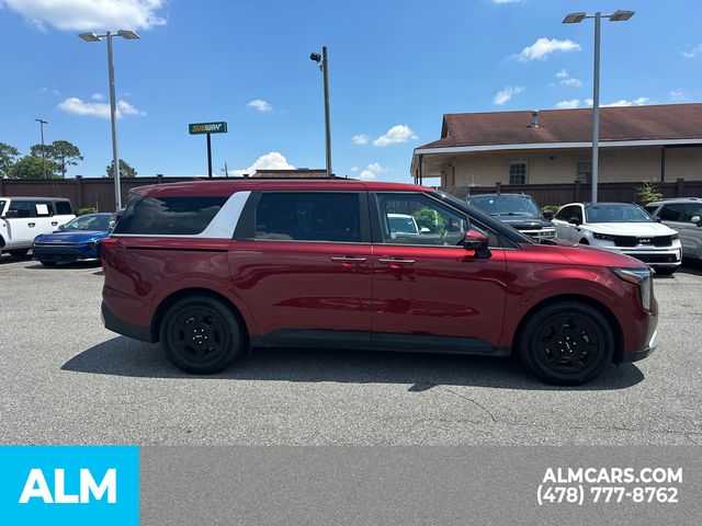 Used 2025 Red Kia LXS image 9