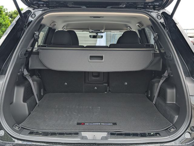 2026 Mitsubishi Outlander ES Black at DeMontrond Gulf Freeway