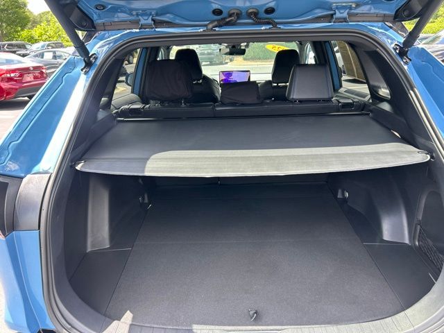 2025 Toyota RAV4 XSE - Photo 10