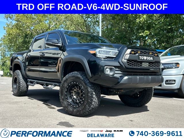 Midnight Black Metallic 2022 Toyota Tacoma Pickup Truck Four-Wheel Drive 6-Speed Automatic