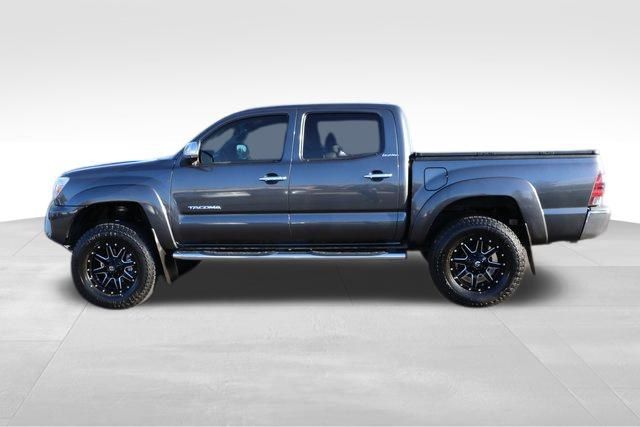 2014 Toyota Tacoma Base 22