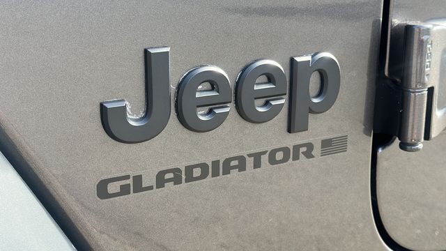 2023 Jeep Gladiator Sport 14