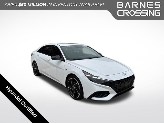 Lunar White 2023 Hyundai Elantra Sedan Front-Wheel Drive 7-Speed Dual Clutch