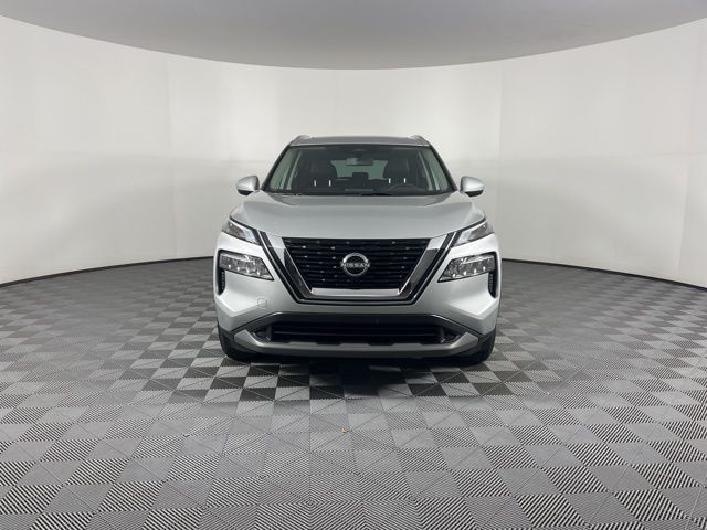 2023 Nissan Rogue SV 3