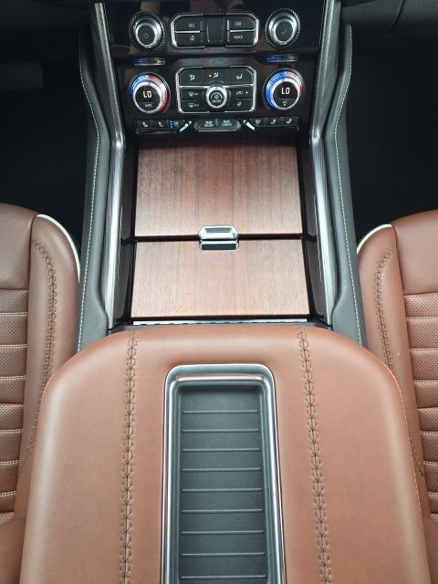 2024 GMC Yukon Denali Ultimate:46497A