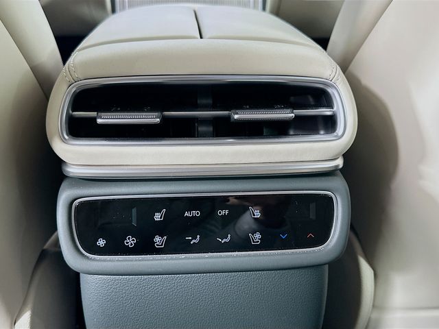 Thumbnail: 2025 Genesis GV80 - 26