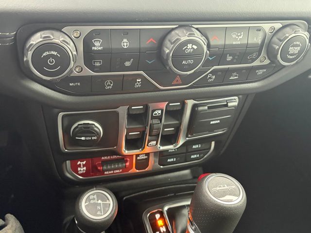 new 2026 Jeep Gladiator car, priced at $49,679