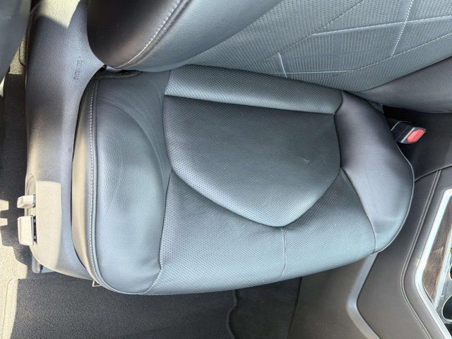 Used 2024 Toyota Highlander SUV