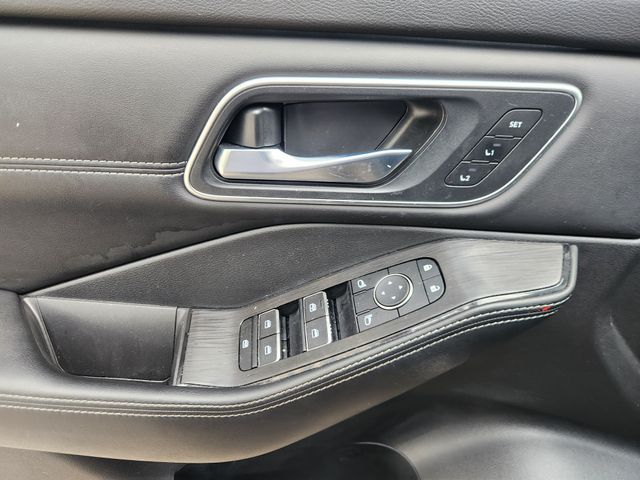 2024 Nissan Rogue Platinum Black at Cook Ford